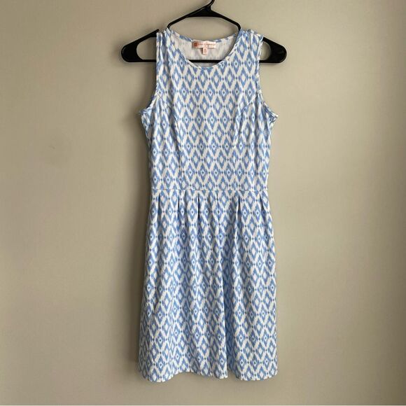 Jude Connally Sleeveless Ikat Print Shift Dress - Picture 1 of 8